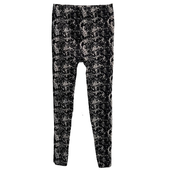 Level 33 Black and Grey Pattern Leggings - Picture 1 of 3